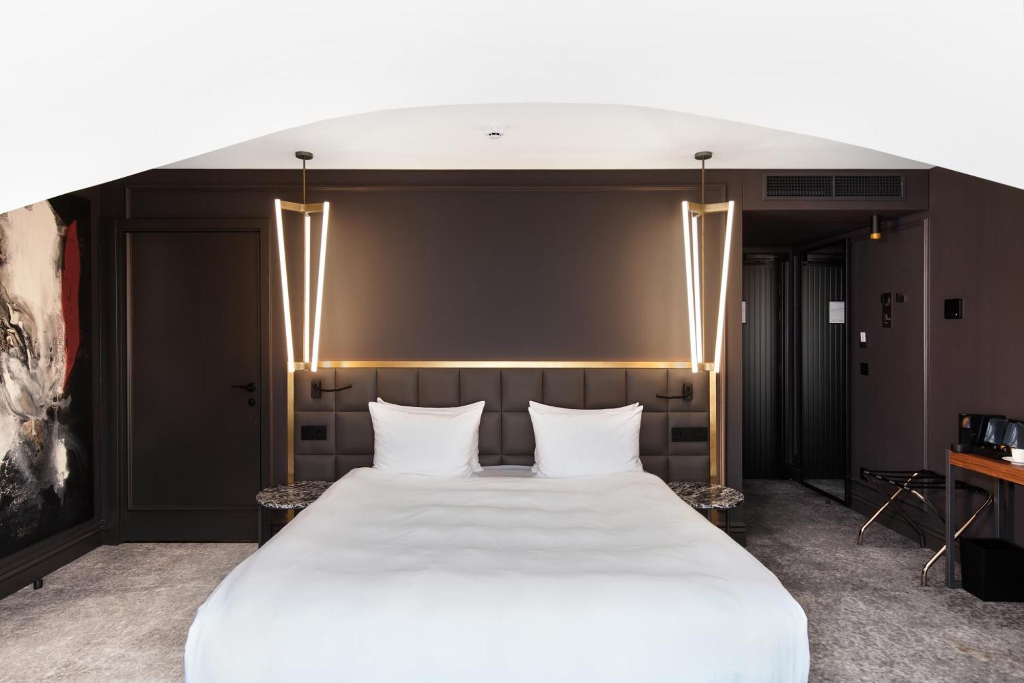 帕彩酒店 维尔纽斯 外观 照片 A room at the hotel
