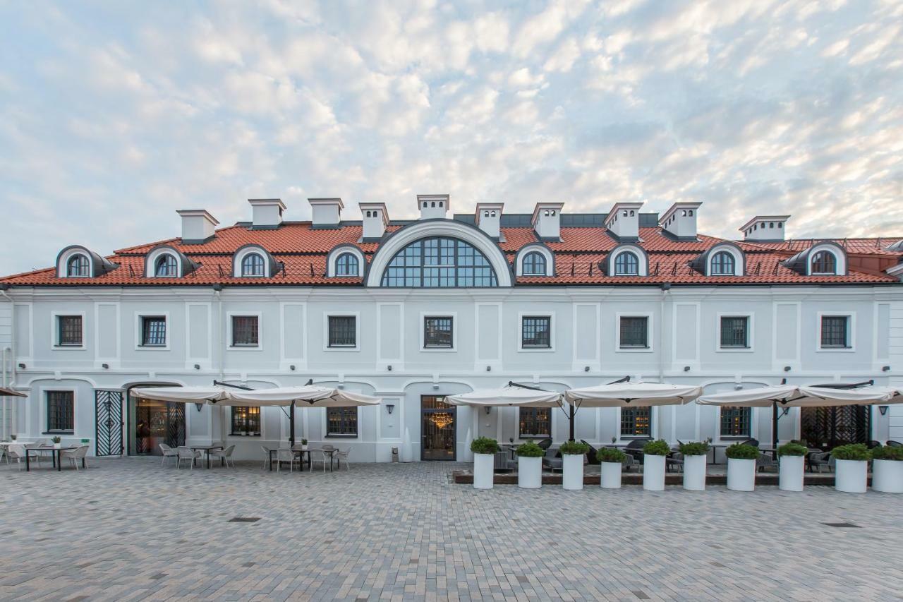 帕彩酒店 维尔纽斯 外观 照片 The hotel's main building