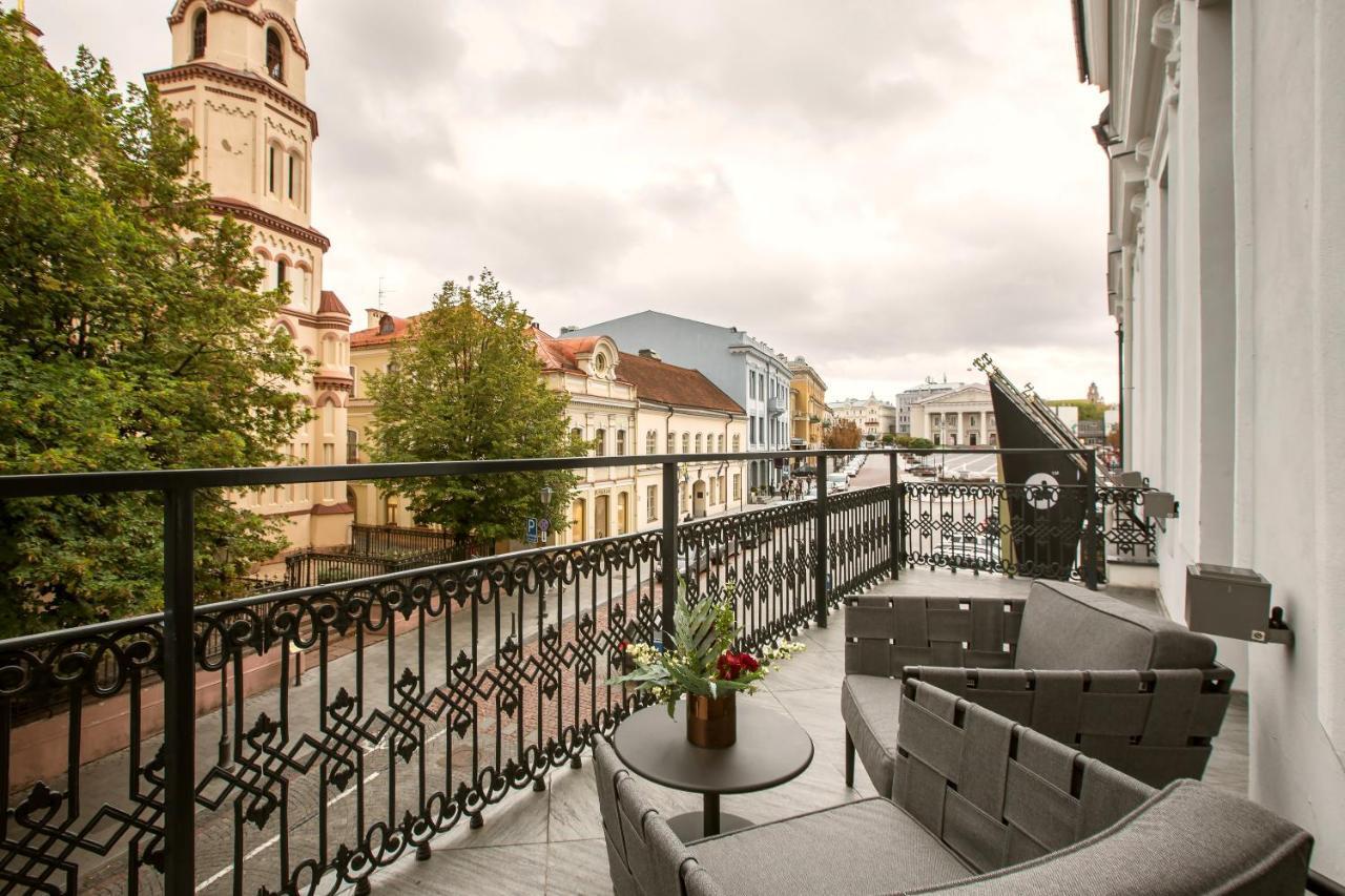 帕彩酒店 维尔纽斯 外观 照片 A balcony in Vilnius, Lithuania